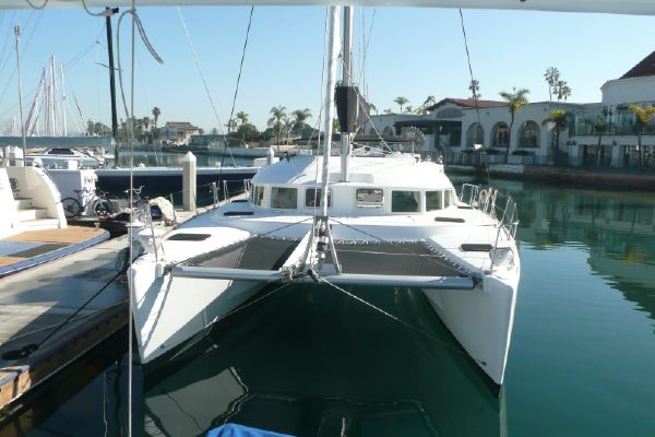 Used Sail Catamaran for Sale 2006 Lagoon 380 S2 Boat Highlights